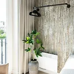 Cozy 2-bedroom In
