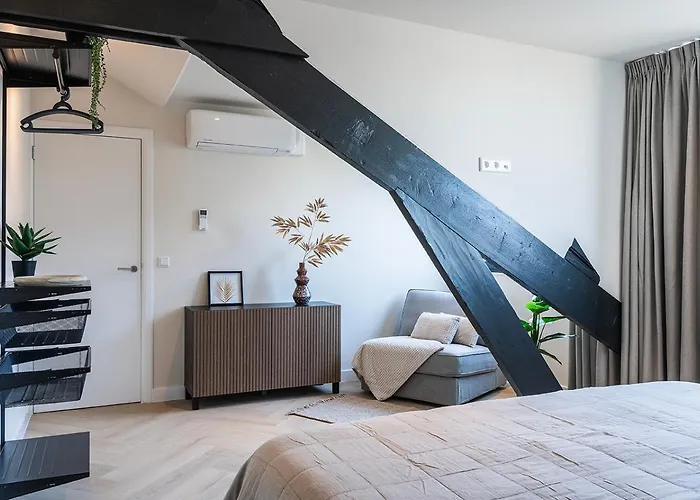 Cozy 2-bedroom In * Nimega