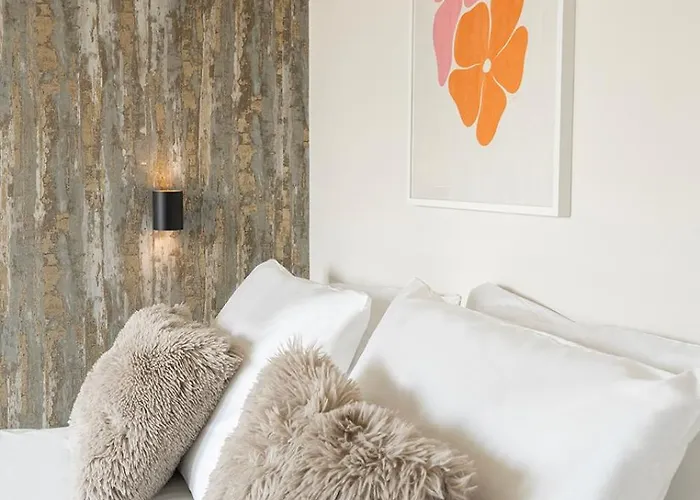 Cozy 2-bedroom In Apartman