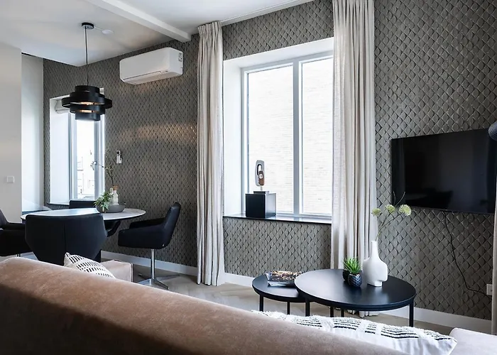 Cozy 2-bedroom In Apartamento *