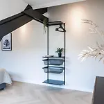 Cozy 2-bedroom In *