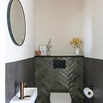 Cozy 2-bedroom In