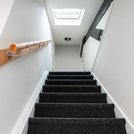 Daire Cozy 2-bedroom In